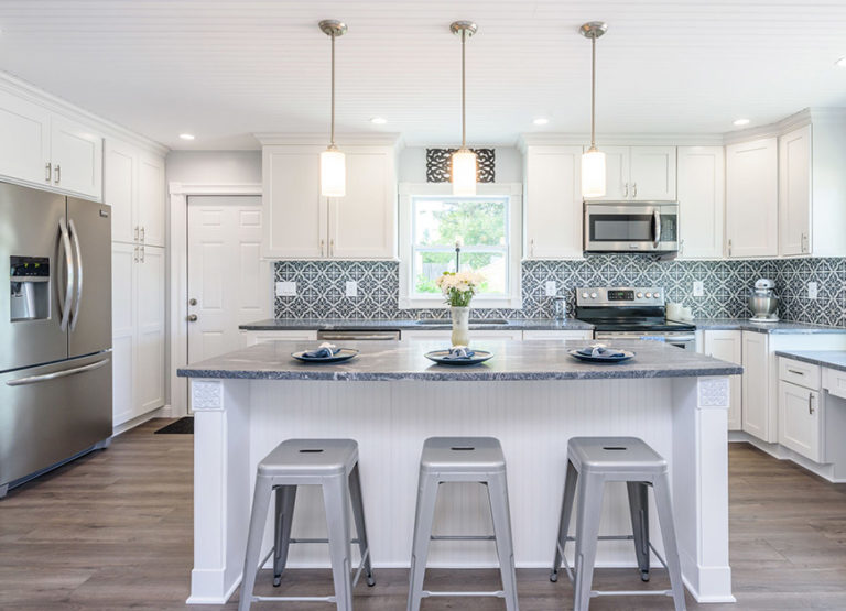 Wellborn Forest Kitchen Cabinetry - Kitchens by Savina