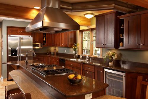 Hickory w/ Brandy Stain