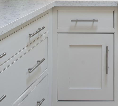 Maple in Frosty White