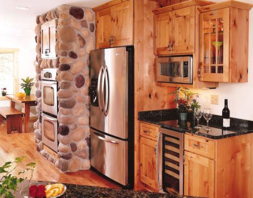 Rustic Alder in Natural