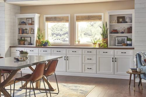 Wolf Classic Cabinet - York in White Paint