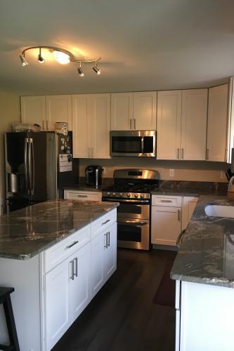 Wolf Classic Cabinet in White Paint - York